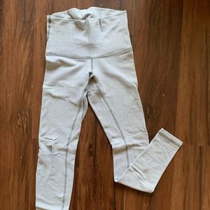 High-Rise Lululemon 28’ Legging